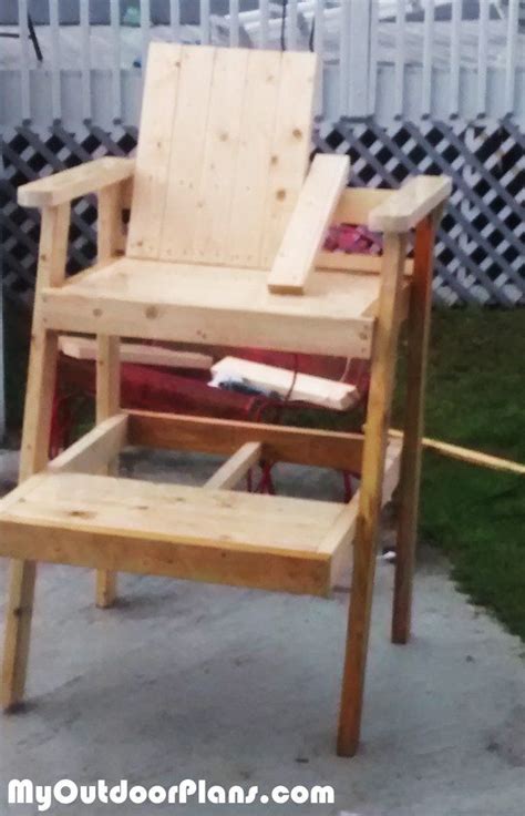 Diy Lifeguard Chair Myoutdoorplans Free Woodworking Plans And
