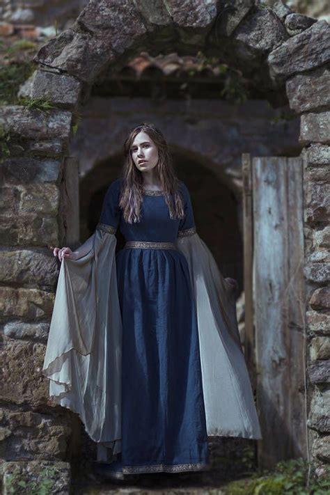 Blaue Mittelalterliche Kleid Keltische Kleid Elfen Kleid Lange Ärmel