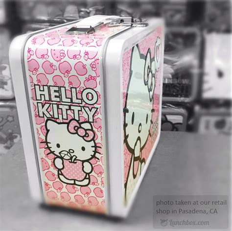 Hello Kitty Love Lunch Box