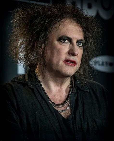 Idea By Guillermo Everest On Music Robert Smith The Cure Robert Smith The Cure