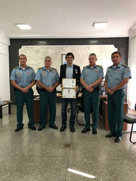 Vice Prefeito Recebe Homenagem Do Comando Da Pmms “ Medalha Tiradentes” Notícias De Três