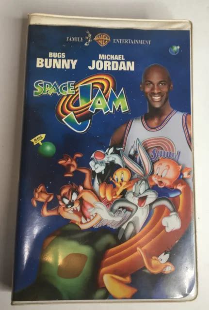 Space Jam Michael Jordan And Bugs Bunny Vhs Clam Shell By Warner