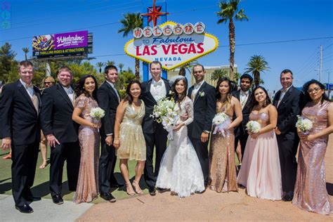 Las Vegas Strip Wedding Photos Vy Tim Atlanta