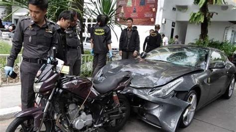 We did not find results for: Latest Car Accident of Ferrari FF - Road - Crash - Compilation - Auto -Traffic - 2016 - 2017 ...