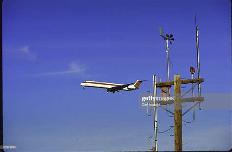 Low Level Wind Shear Alert System Including Pole With Sensing News