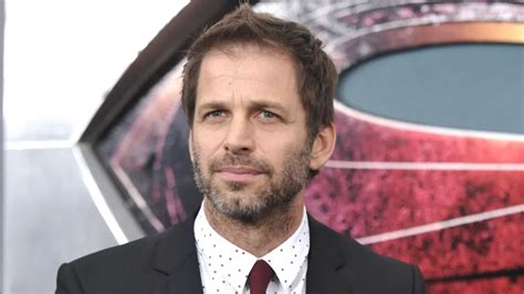 Zack Snyder Says Batman Giving Oral Sex To Catwoman Is Canon