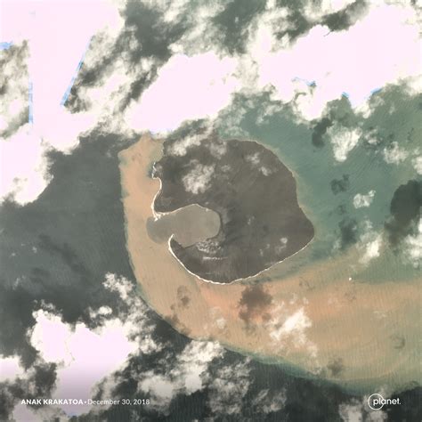 Anak Krakatau Satellite Images Show Extent Of Indonesia Volcanos