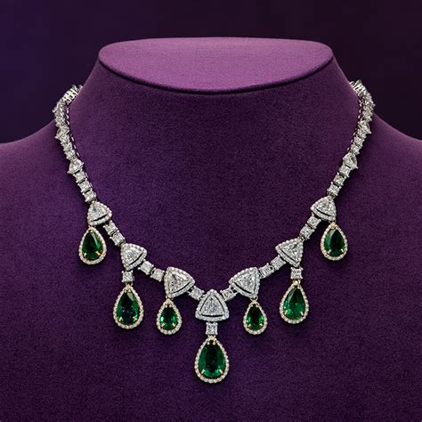 Emerald And Diamond Drop Necklace Kaufmann De Suisse