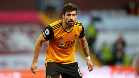 Compare rúben neves to top 5 similar players similar players are based on their statistical profiles. Manchester United convoite Ruben Neves en marge du ...