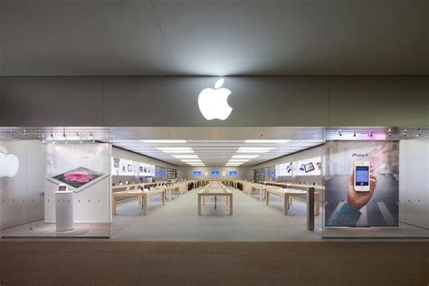 Apple Stores How Apple Started Its Retail Chain In 2001 Macworld