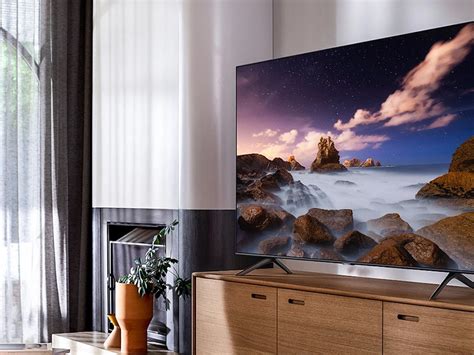 This Qled Hdr Smart Tv Has An Intuitive Interface
