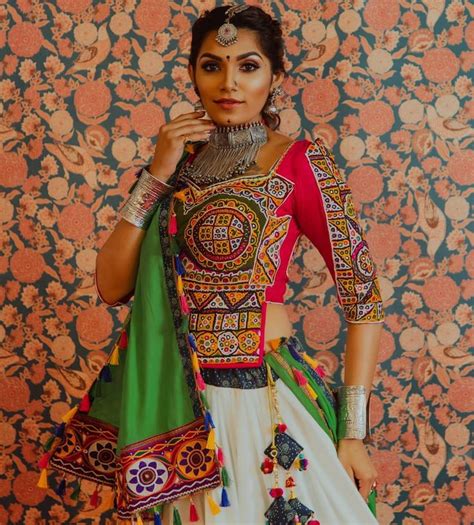 Traditional Multi Colored Gujarati Lehenga By Annu S Creation Frugal2fab Garba Outfit Garba