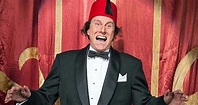 Tommy Cooper: Not Like That Like This - British Classic Comedy