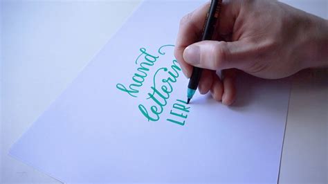 Sie lernen lustvoll und professionell nach neuesten lernmethoden und nutzen ihr kreatives potenzial. Schriftzug "Handlettering lernen" | Edding Brush Pen - Der Handlettering lernen Onlinekurs