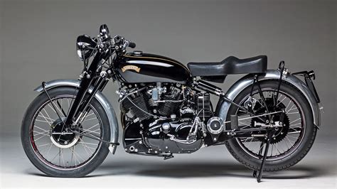 A Brief History Of The Vincent Black Shadow The Worlds First Superbike