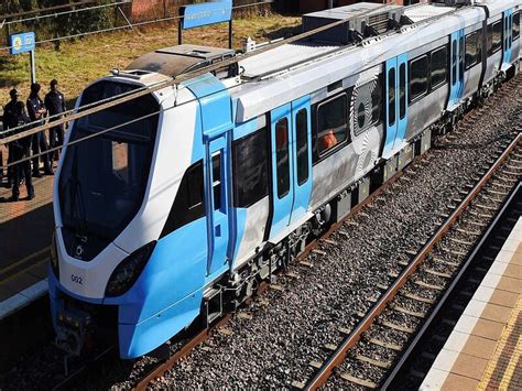 Prasa Greenlit To Operate New Blue Electric Trains Esi
