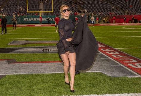 Lady Gaga Wardrobe Malfunction At Super Bowl Photos Twb