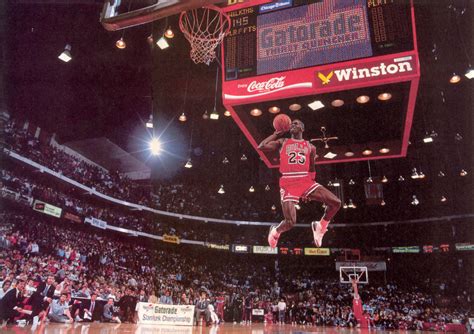 Michael Jordans Iconic Free Throw Line Dunk 1988 2128 × 1500 Rhistoryporn