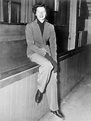 20 Fascinating Vintage Photos of Katharine Hepburn Wearing Wide-Leg ...