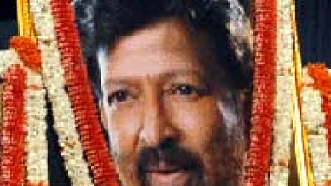 ವಿಷ್ಣು ಯಜಮಾನನಿಗೆ ಬಸವನಗುಡಿಯಲ್ಲಿ ಪುಷ್ಪ ನಮನ Actor Vishnuvardhan Sahasa Simha Bharathi