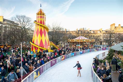 Edinburghs Christmas Markets And Winter Festivals Visitscotland