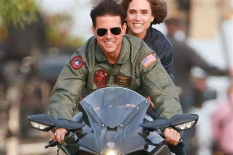 Maverick Top Gun Green Air Force Jacket Outfit Leather Jackets
