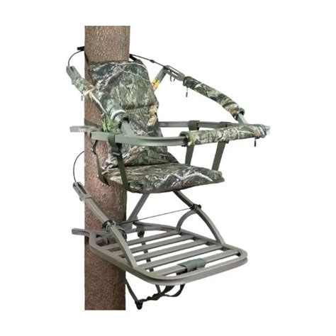 Best Climbing Tree Stand For Bow Hunting Deer Safely 2023