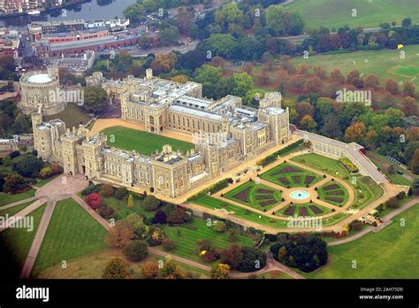 Windsor Castle Aerial View Stock Photos And Windsor Castle Aerial View