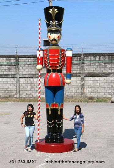 Toy Soldier Statue With Baton 16 Ft Christmas Soldiers Nutcracker