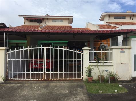 Sewa rumah harian bulanan tahunan kondisi furnished / kosong di indonesia, rumah dikontrakan murah bulanan, pasang iklan di situs sewa rumah terbaik. Taman Bandar Senawang D'Belsa Seremban Negeri Sembilan ...