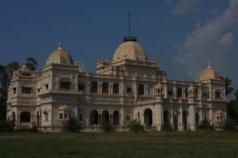 Salman Rashid Bahawalpur Baroque Sadiqgarh Palace Dera Nawab Sahib