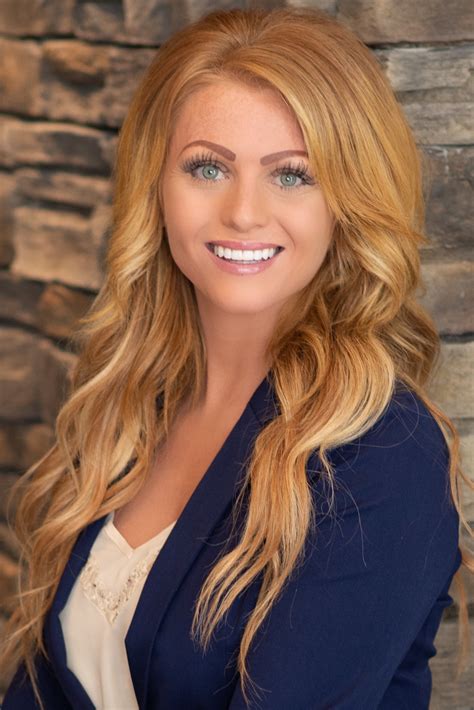 Aubrey Pudwill Real Estate Agent Eagan Mn Coldwell Banker Realty