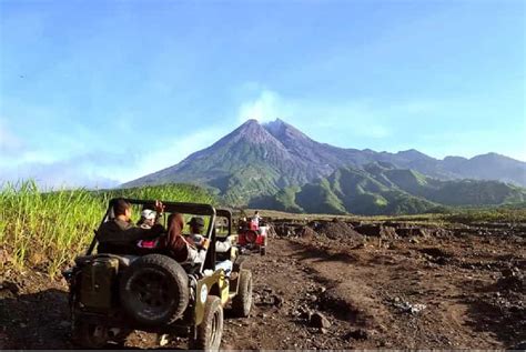 Yogyakarta Aventures Au Lever Du Soleil Sur Le Mont Merapi Et Dans La