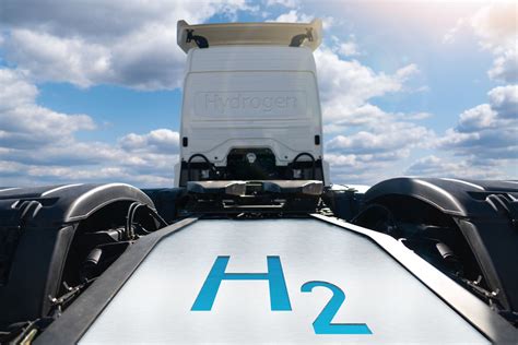 Paccar And Toyota Join Forces To Manufacture Hydrogen Fuel Cell Trucks