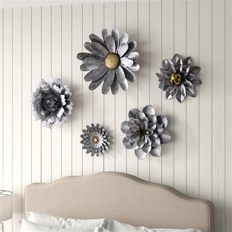 Gracie Oaks 5 Piece Galvanized Metal Flower Hanging Wall Décor Set