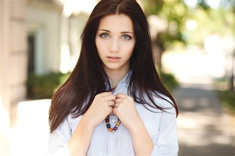 emily rudd brunette blue eyes hands on chest necklace looking at viewer wallpapers hd