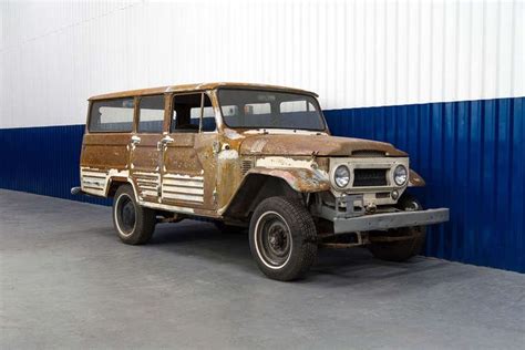 Perfectly Restored Vintage Land Cruisers That Wont Cost A Fortune