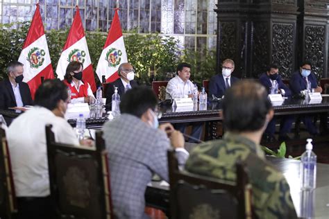 El Presidente Pedro Castillo Junto Con Ministros De Estado Sostuvo