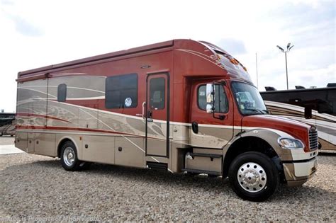2017 Dynamax Corp Rv Dx3 35ds Super C Rv For Sale At Mhsrv Wking Bed