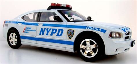 Nypd Police Car Dodge Charger 124 Scale Lindberg Model Kit 72796