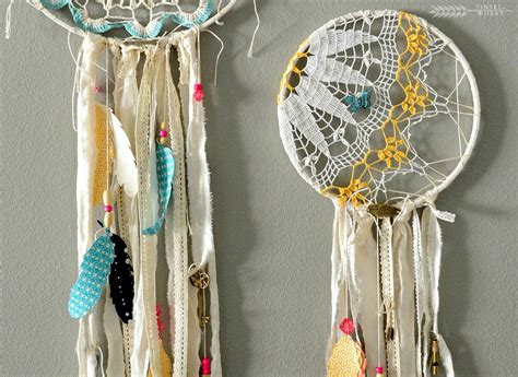 Dream Catchers With Fabric Feathers Spellbinders