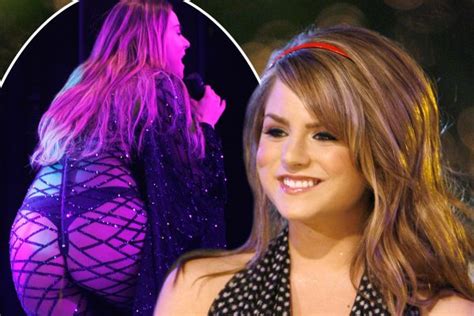 Singer Jojo Looks Unrecognisable While Stripping Off On Stage In Racy