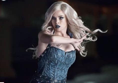 New Look At Killer Frost The Flash Cw Photo 38978110 Fanpop