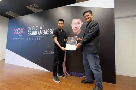 Malaysian shuttler lee chong wei announces his retirement from the sport after 19 years on the international badminton circuit. Lee Chong Wei is now Brand Ambassador for XOX Mobile