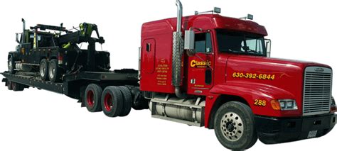 Heavy Duty Towing | Semi Truck Towing | Classic Towing
