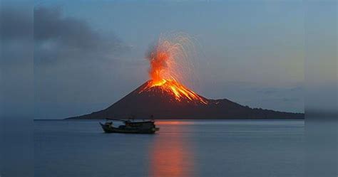 El Volcán Anak Krakatoa Perdió Altura Y Volumen Antes Del Tsunami