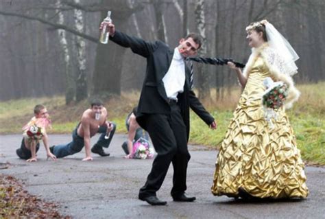 25 Crazy Wedding Photos You Just Wont Forget Page 8 Of 27