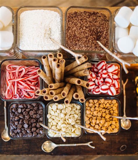 How To Create A Hot Chocolate Bar For Your Wedding This