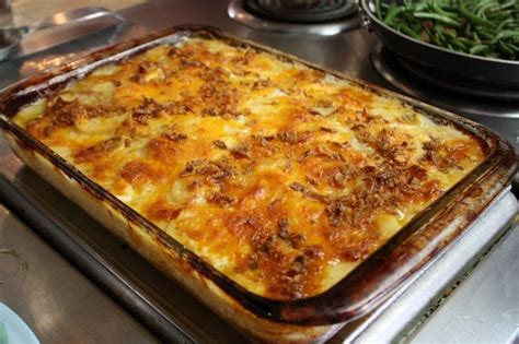 A few dollops of this below and above the potato slice layers will intensify the creaminess. Healthy Scalloped Potatoes Recipe