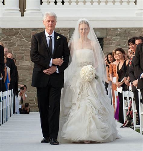 Chelsea Clintons Vera Wang Wedding Gown Was Beautiful And